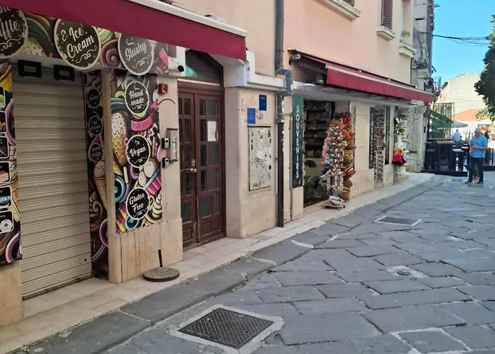 Cozy In Old Town * Pula