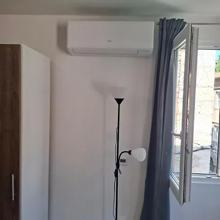 Apartment Cozy In Old Town Pula
